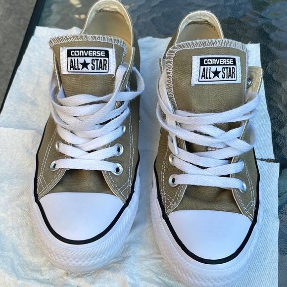 Converse sneakers - Picture 1 of 5